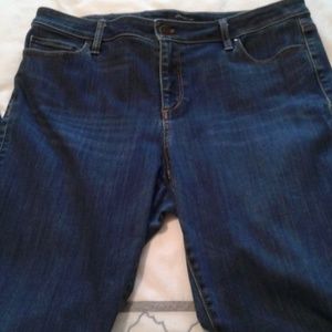 Ann Taylor Curvy Fit Skinny Jeans